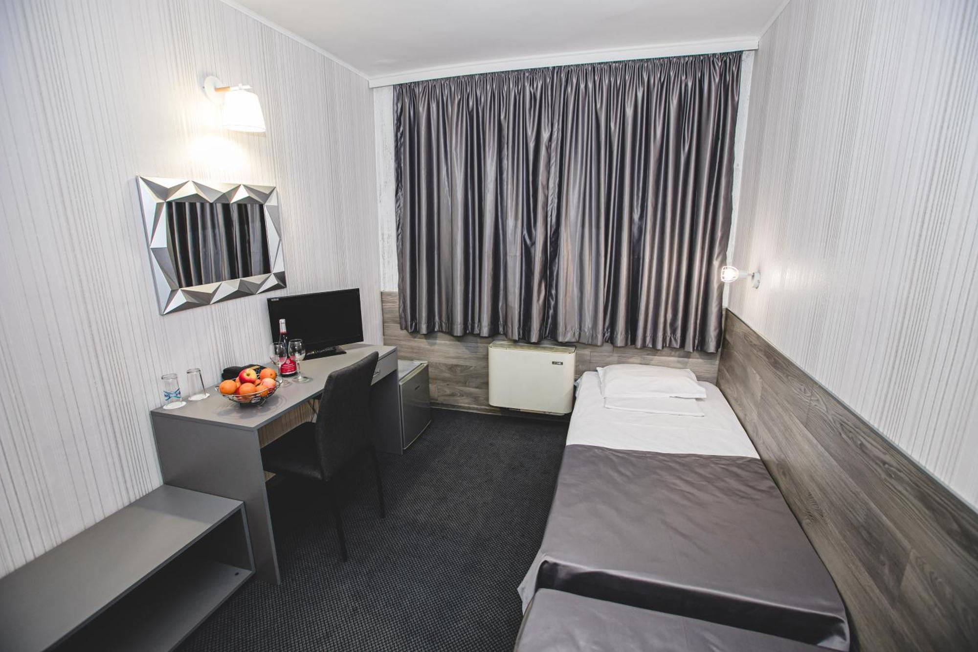 Rodopi Hotel Haskovo Ngoại thất bức ảnh