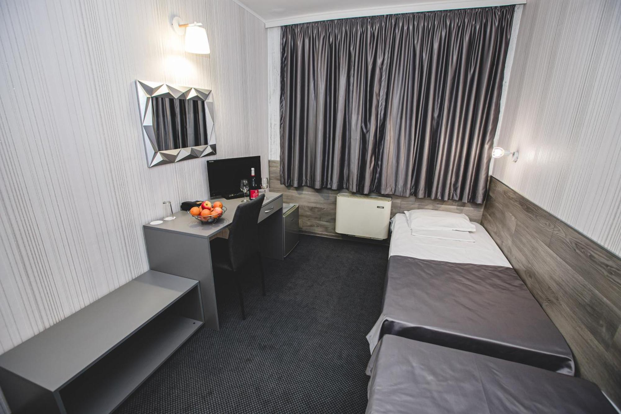 Rodopi Hotel Haskovo Ngoại thất bức ảnh