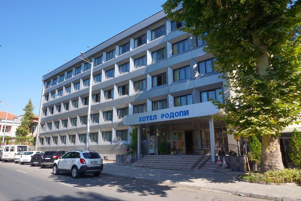 Rodopi Hotel Haskovo Ngoại thất bức ảnh