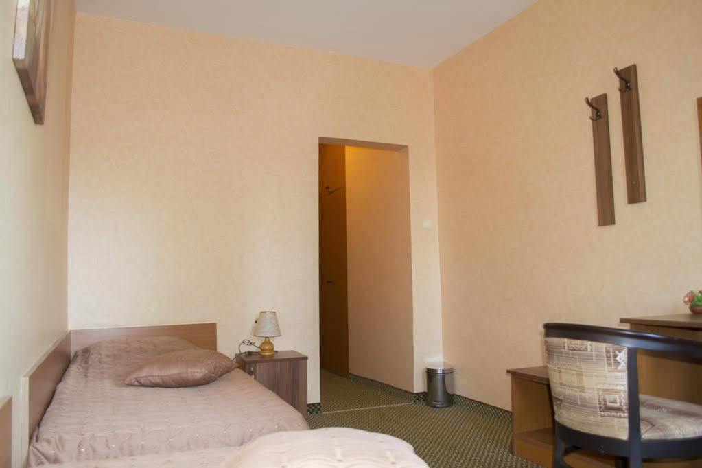 Rodopi Hotel Haskovo Ngoại thất bức ảnh